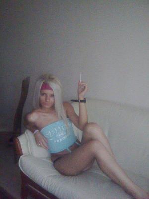 Ingrid, 36