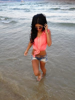 Emelie, 45